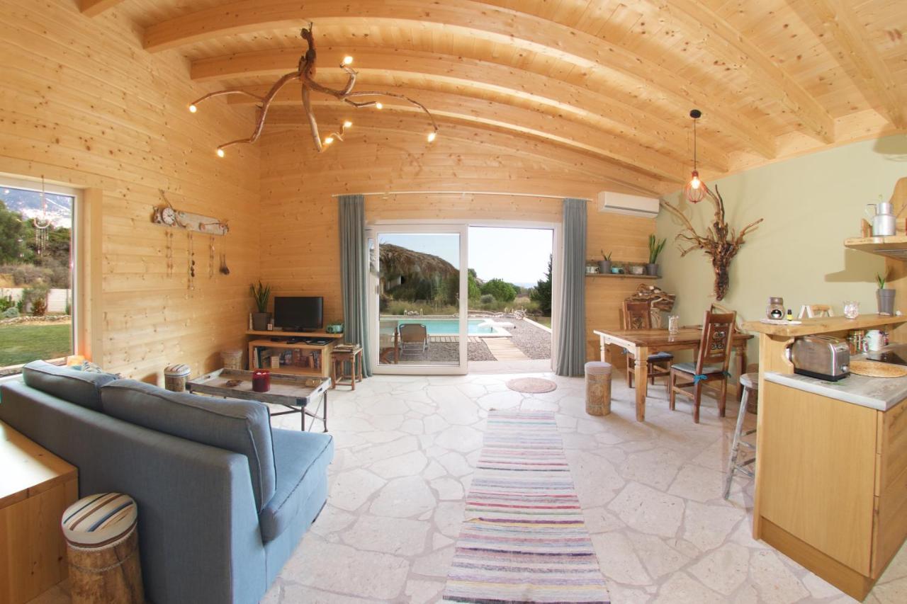 Driftwood Villa Karavádhos Exteriör bild