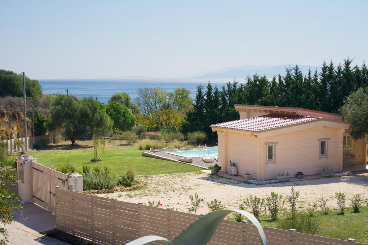 Driftwood Villa Karavádhos Exteriör bild